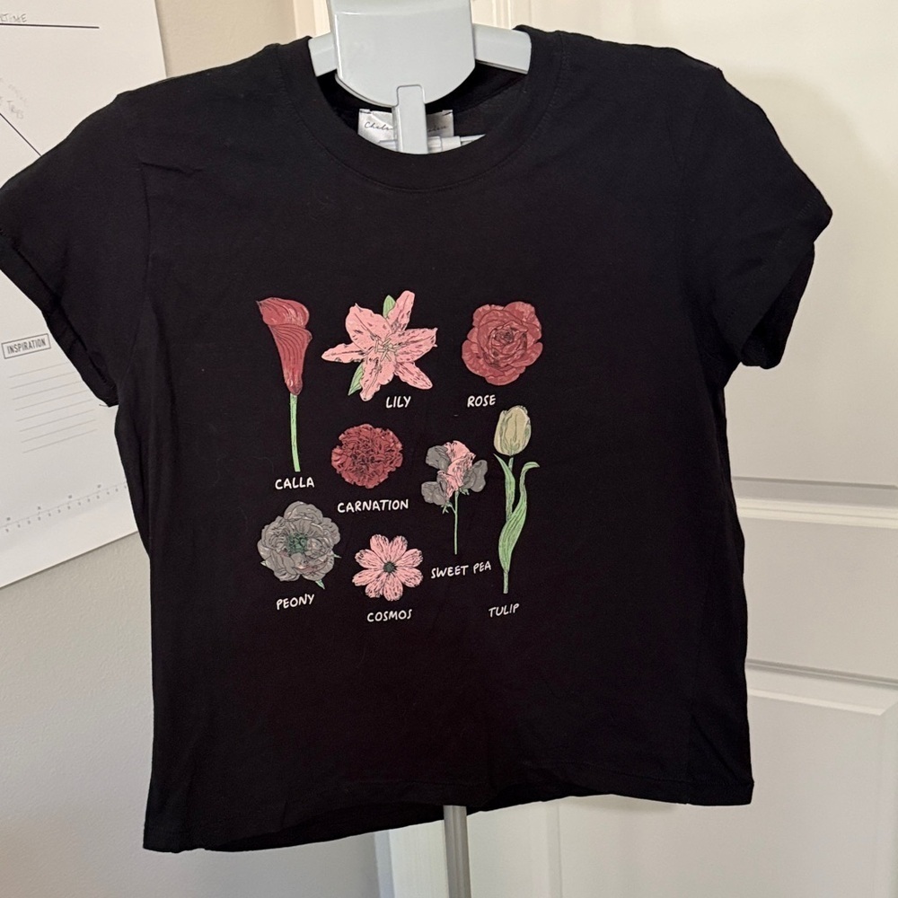 Chelsea & Theodore Black Floral Crop Top